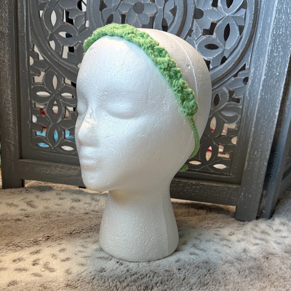 Light green clamshell crochet headband festival boho earth girl bohemian hippie